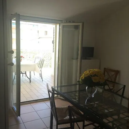 Apartment Lungomare *